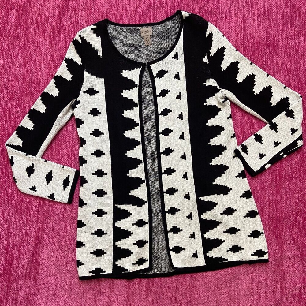 Chico’s Easywear Lightweight Cardigan Sweater Black And White Print Size 0 (S/4)